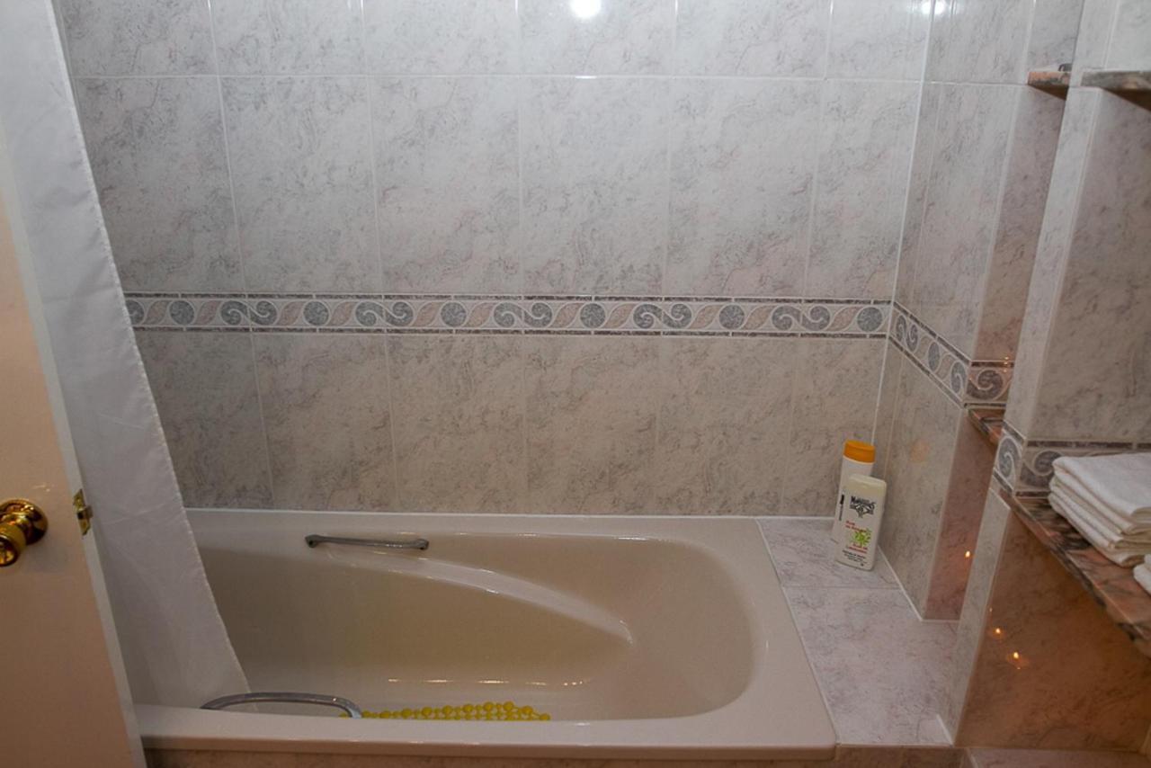 Carihuela Apartment Torremolinos Exterior photo